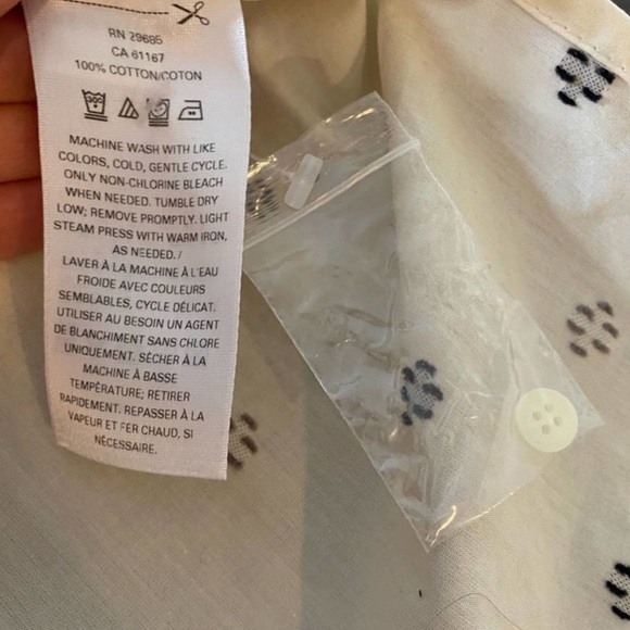 𝅺Pendleton Cream Cross Print Button Up Shirt Small - Picture 2 of 5